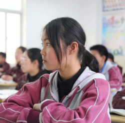 四季教育加盟費用多少錢？