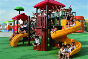 鹿茵藝術(shù)幼兒園