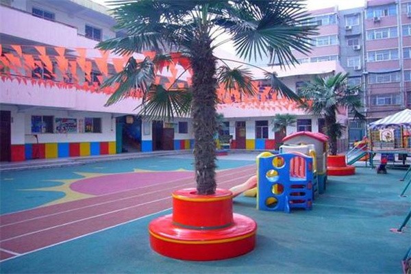鵬搏千貝幼兒園加盟費是多少?