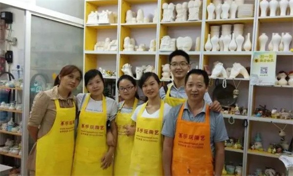 樂玩陶藝DIY體驗館加盟多少錢?