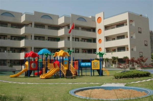 昂立幼兒園加盟費多少？