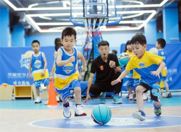 華蒙星幼兒籃球培訓加盟費多少？