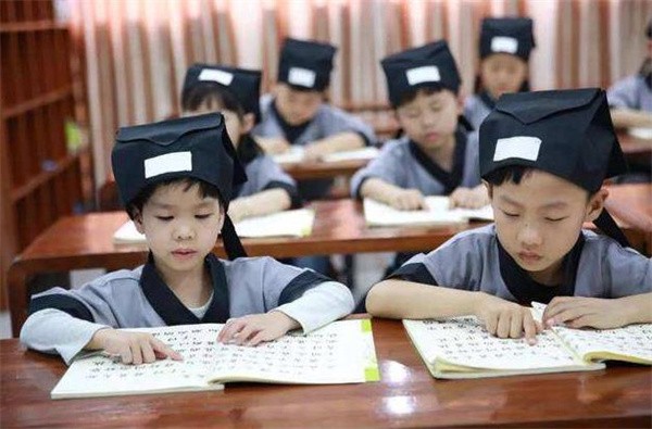 蒙正學(xué)堂加盟費(fèi)多少？
