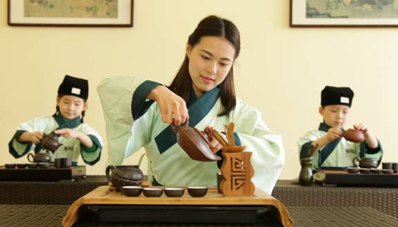 童風(fēng)雅頌加盟