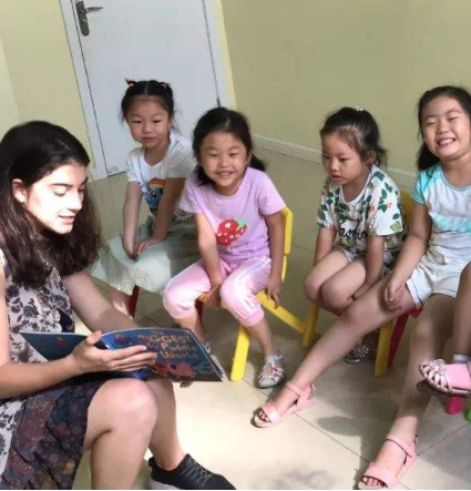 小小少年英語