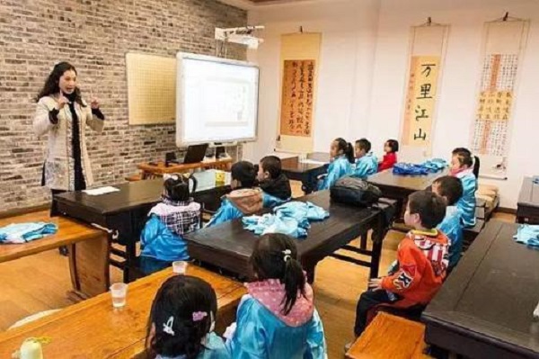 趣學堂加盟