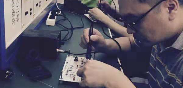 申倫職業加盟