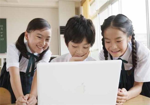課后輔導(dǎo)班