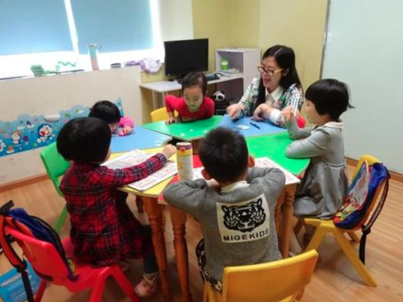 初曉少兒英語加盟