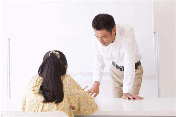 輕輕家教加盟
