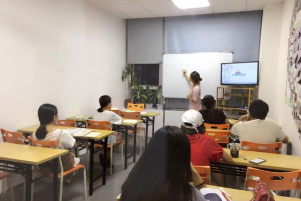 祈方語(yǔ)言培訓(xùn)中心加盟